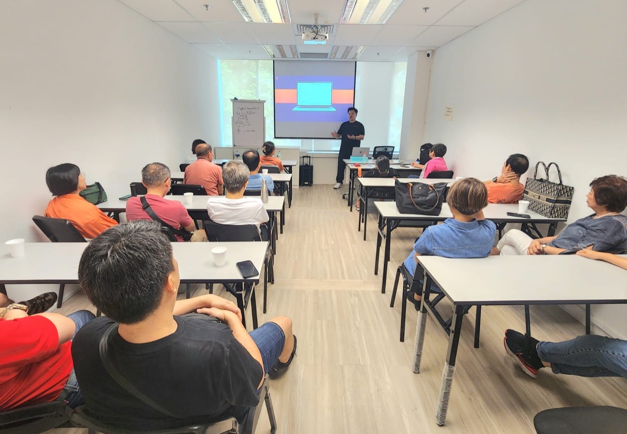 Workshop room during a TerraCode presentation